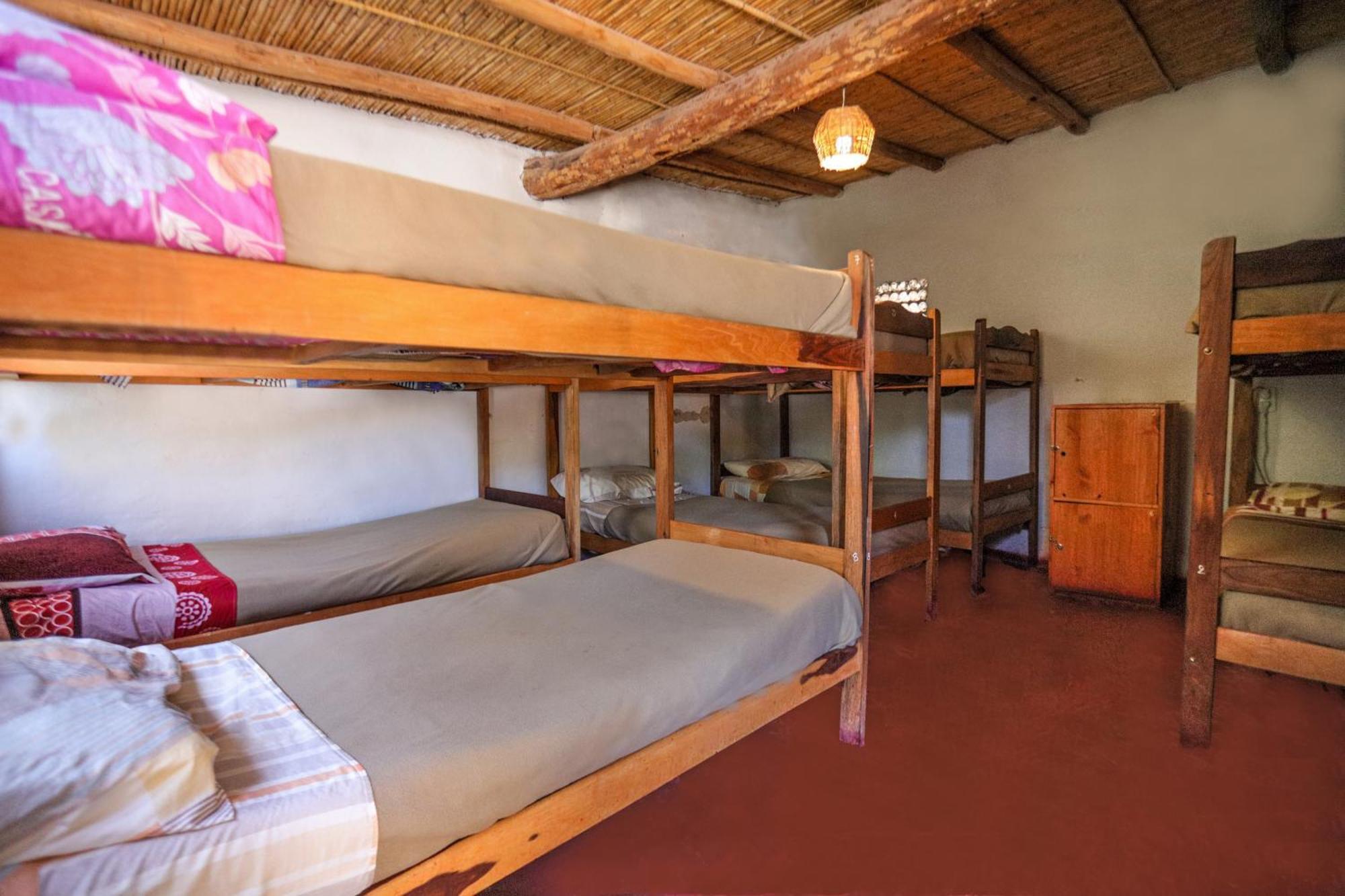 Hostel Waira ตีลการา ภายนอก รูปภาพ