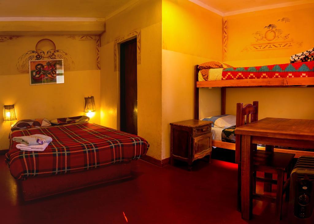 Hostel Waira ตีลการา ภายนอก รูปภาพ