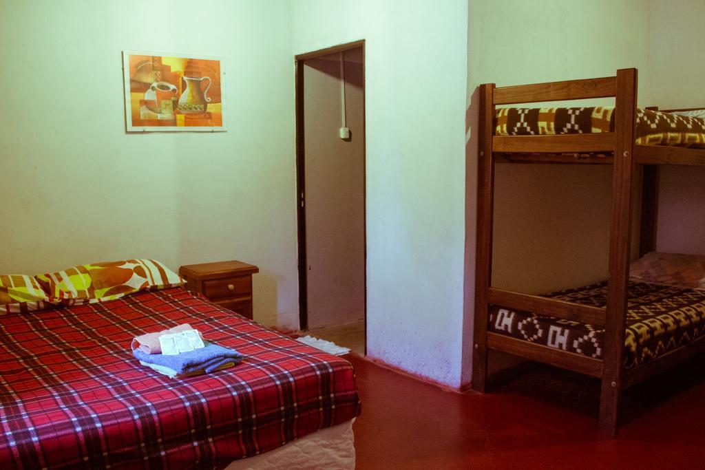 Hostel Waira ตีลการา ภายนอก รูปภาพ