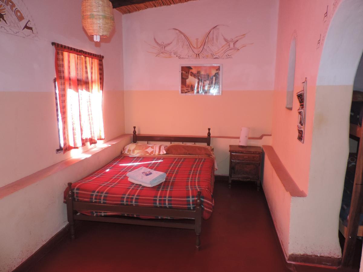Hostel Waira ตีลการา ภายนอก รูปภาพ